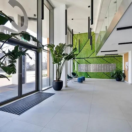 Dunadesign Apartman & Free Covered Parking Space * בודפשט