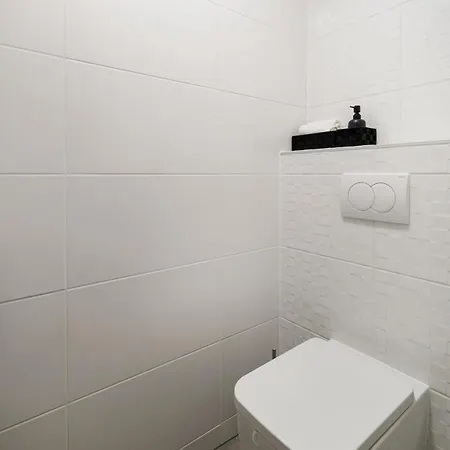 Dunadesign Apartman & Free Covered Parking Space דירה בודפשט